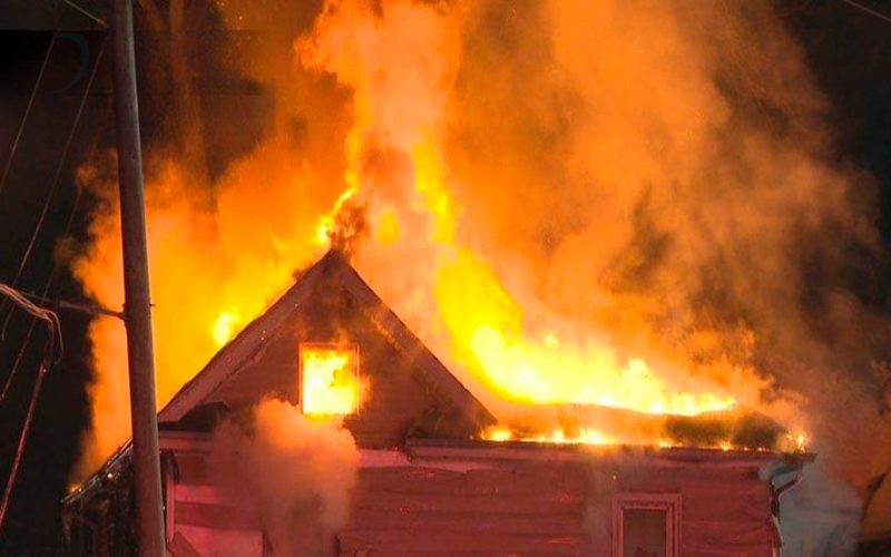 PADRE CRISTIANO PIERDE A SUS HIJOS EN INCENDIO
